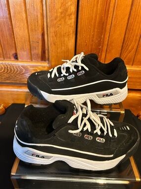 Fila Black and White Retro Low-Top Sneakers